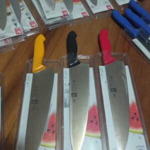 cuchillos tipo chef desde 7" hasta 14"